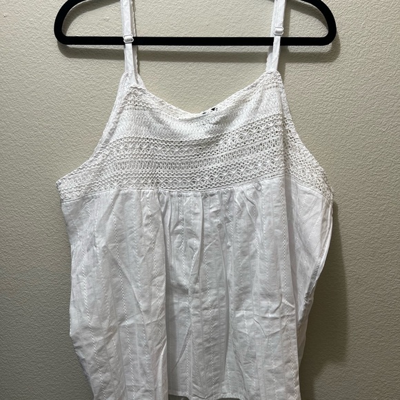 Nwt! torrid 3 bright white crochet tank top - Picture 4 of 7